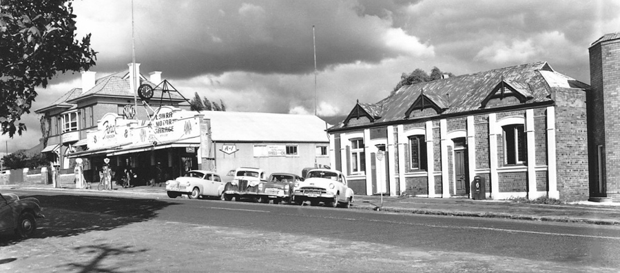 Cowra Motor Garage, Kendall Street, Cowra - April 1956
Image #2627-2 from The Pardey Collection - Cowra Family History Group