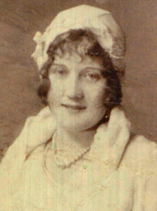 Dulcie Jordan (nee Fairhall) -Wedding Day 1933 (from Joe Sharman)